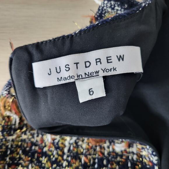 Just Drew Tweed Fringe Boucle Shift Mini Dress Metallic Neutral Sleeveless 6 - Picture 8 of 9